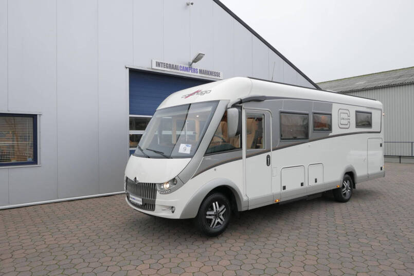 Carthago Chic C-Line I 5.0 QB L | Levelsysteem | Bovenkastjes | Queensbed 68