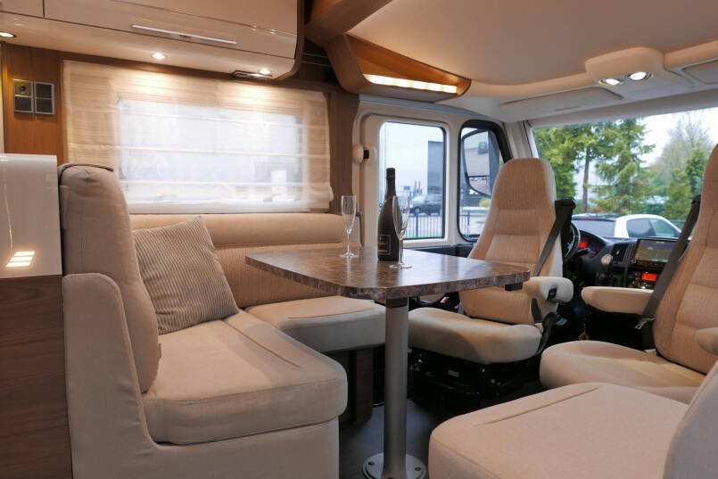 Hymer B-SL 704 SupremeLine | 180 PK AUTOMAAT | Levelsysteem | Airco 25