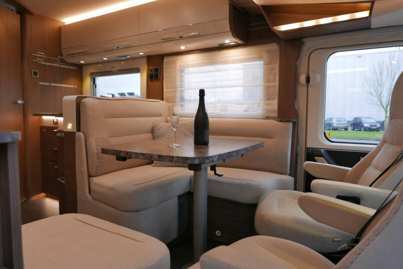 Hymer B-SL 704 SupremeLine | 180 PK AUTOMAAT | Levelsysteem | Airco 26