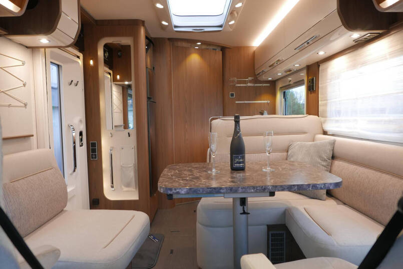 Hymer B-SL 704 SupremeLine | 180 PK AUTOMAAT | Levelsysteem | Airco 28