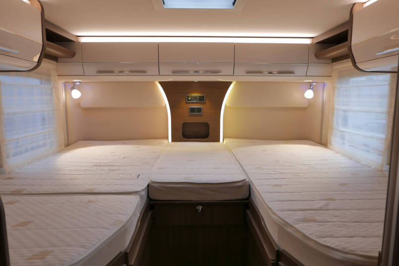 Hymer B-SL 704 SupremeLine | 180 PK AUTOMAAT | Levelsysteem | Airco 38