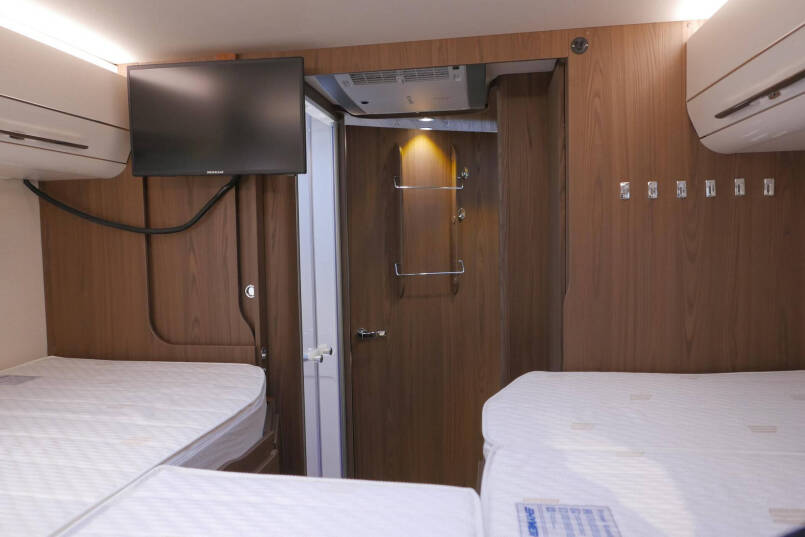 Hymer B-SL 704 SupremeLine | 180 PK AUTOMAAT | Levelsysteem | Airco 42