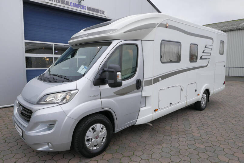 Hymer T 678 CL | Levelsysteem | 3.0 Automaat | AL-KO maxi | Enkele bedden | Zonnepaneel 10