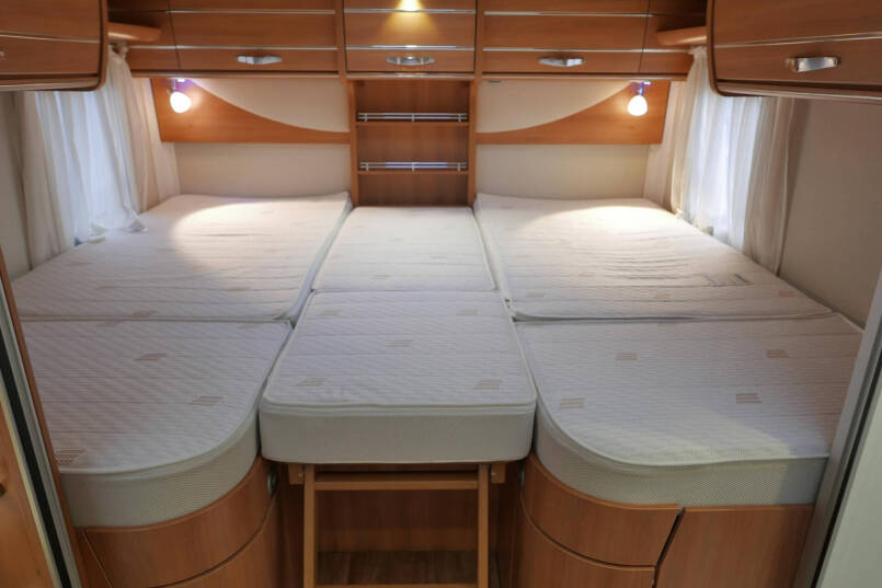 Hymer T 678 CL | Levelsysteem | 3.0 Automaat | AL-KO maxi | Enkele bedden | Zonnepaneel 37