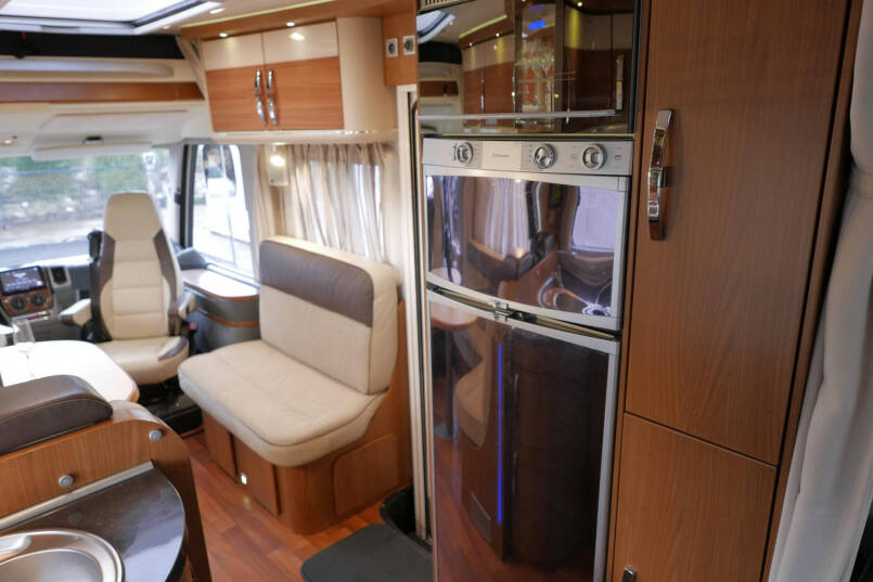 Hymer B 654 SL Lang Star Edition | 3.0 158 pk | Automaat | Airco 39