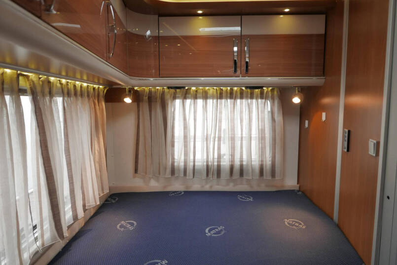 Hymer B 654 SL Lang Star Edition | 3.0 158 pk | Automaat | Airco 42