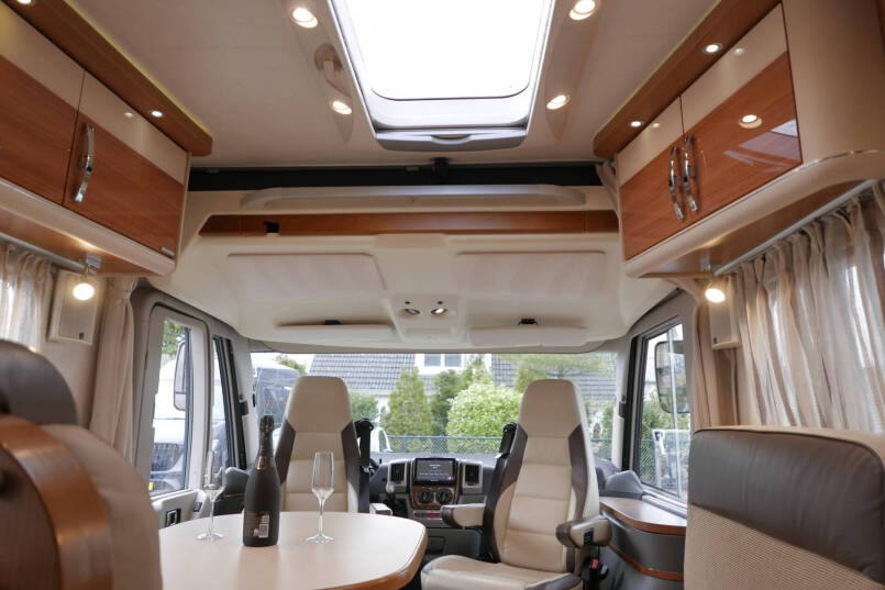 Hymer B 654 SL Lang Star Edition | 3.0 158 pk | Automaat | Airco 51