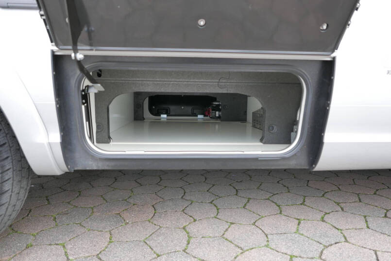 Hymer BML-I 780 MasterLine | Levelsysteem | Lithium | Airco | Enkele bedden 14