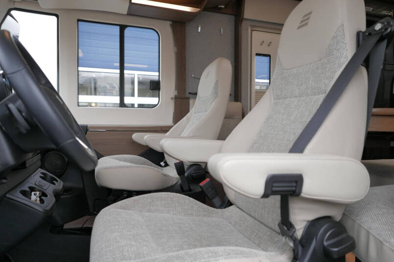 Hymer BML-I 780 MasterLine | Levelsysteem | Lithium | Airco | Enkele bedden 21