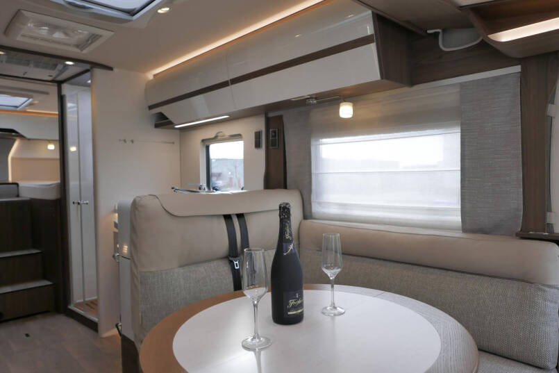 Hymer BML-I 780 MasterLine | Levelsysteem | Lithium | Airco | Enkele bedden 32