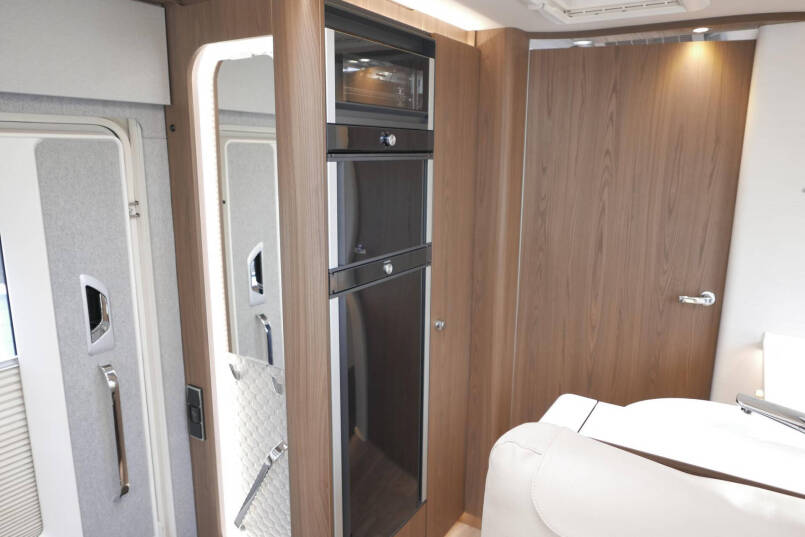 Hymer BML-I 780 MasterLine | Levelsysteem | Lithium | Airco | Enkele bedden 37