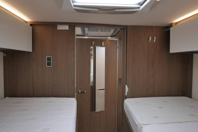 Hymer BML-I 780 MasterLine | Levelsysteem | Lithium | Airco | Enkele bedden 53