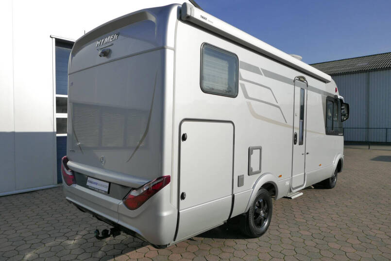 Hymer BMC-I 550 ModernComfort | Mercedes | Bovenkastjes | Dwarsbed | 10