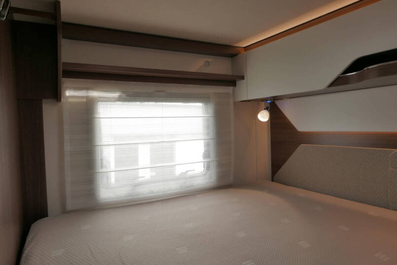 Hymer BMC-I 550 ModernComfort | Mercedes | Bovenkastjes | Dwarsbed | 48