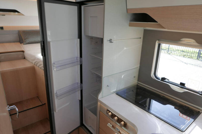 Hymer BMC-T 600 WhiteLine | Mercedes | Levelsysteem | Lithium | Airco 37