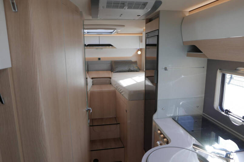 Hymer BMC-T 600 WhiteLine | Mercedes | Levelsysteem | Lithium | Airco 38