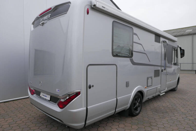 Hymer BML-I 790 MasterLine | Luchtvering | Levelsysteem | Bovenkastjes | 10