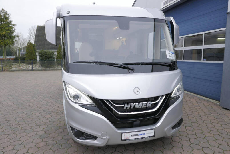 Hymer BML-I 790 MasterLine | Luchtvering | Levelsysteem | Bovenkastjes | 1