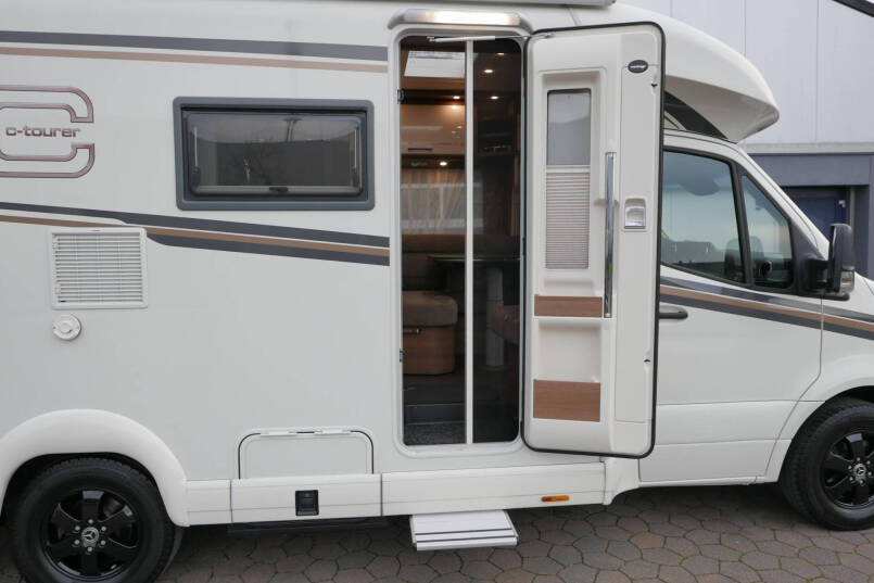 Carthago C-Tourer 143 LE | Mercedes | Enkele bedden | AL-KO maxi | 170 pk 16