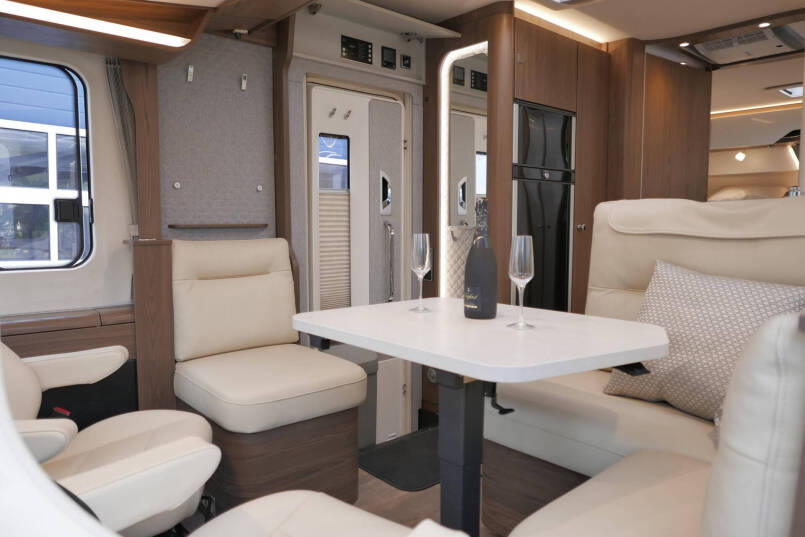 Hymer BML-I 780 MasterLine | Levelsysteem | Indus toilet | Lithium | 30