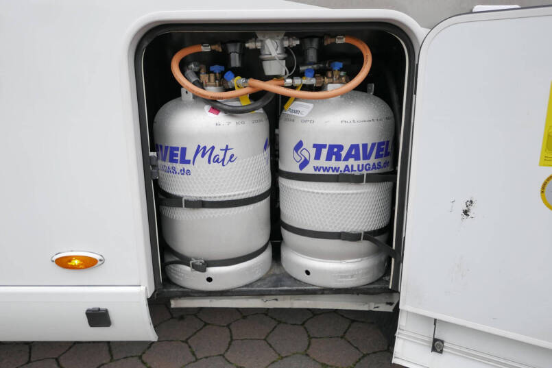 Hymer B 588 | Automaat | Levelsysteem | Enkele bedden | Airco 16