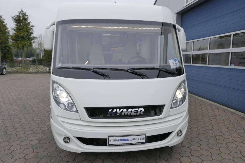 Hymer B 588 | Automaat | Levelsysteem | Enkele bedden | Airco 1