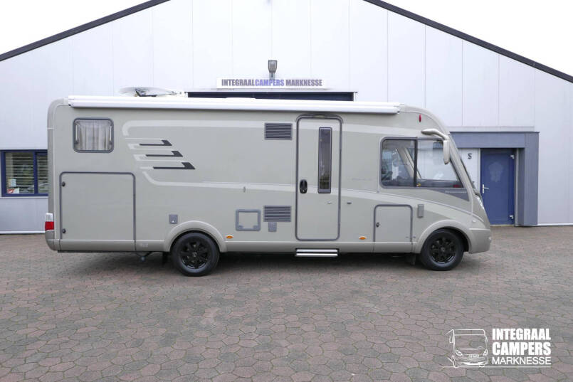 Hymer B 678 PL PremiumLine | Automaat | Levelsysteem | Enkele bedden 0