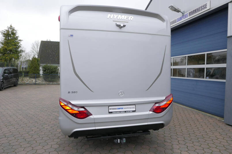 Hymer BMC-T 580 | 4430 chassis | Zilver metallic | Trekhaak | Enkele bedden 3