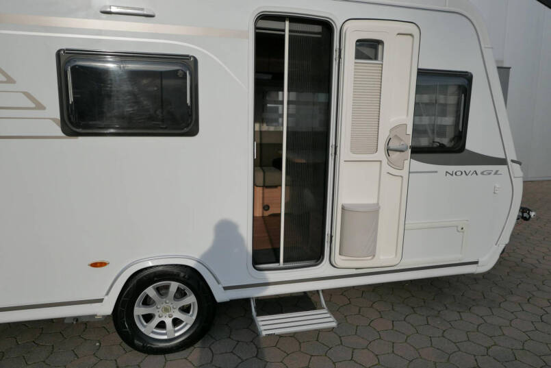 Eriba Nova 485 GL | Frans bed | Movers | Rondzit | Airco | Luifel 19