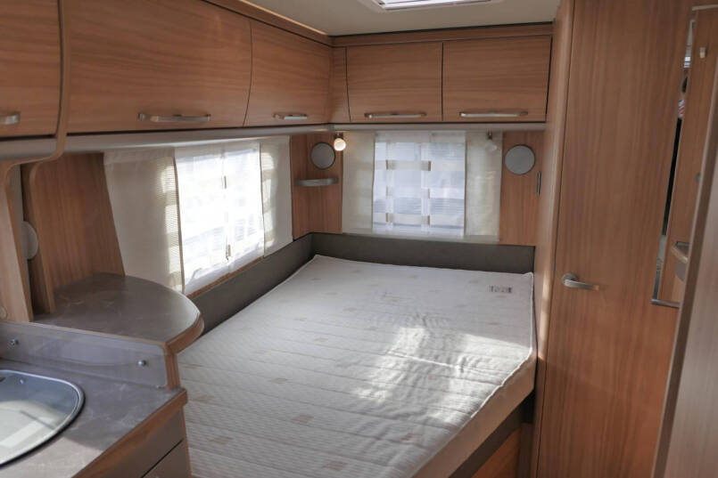 Eriba Nova 485 GL | Frans bed | Movers | Rondzit | Airco | Luifel 39