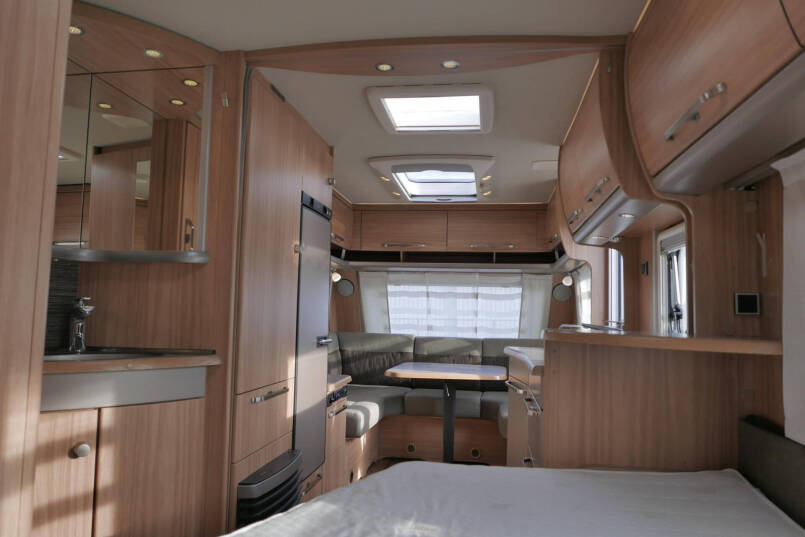 Eriba Nova 485 GL | Frans bed | Movers | Rondzit | Airco | Luifel 42