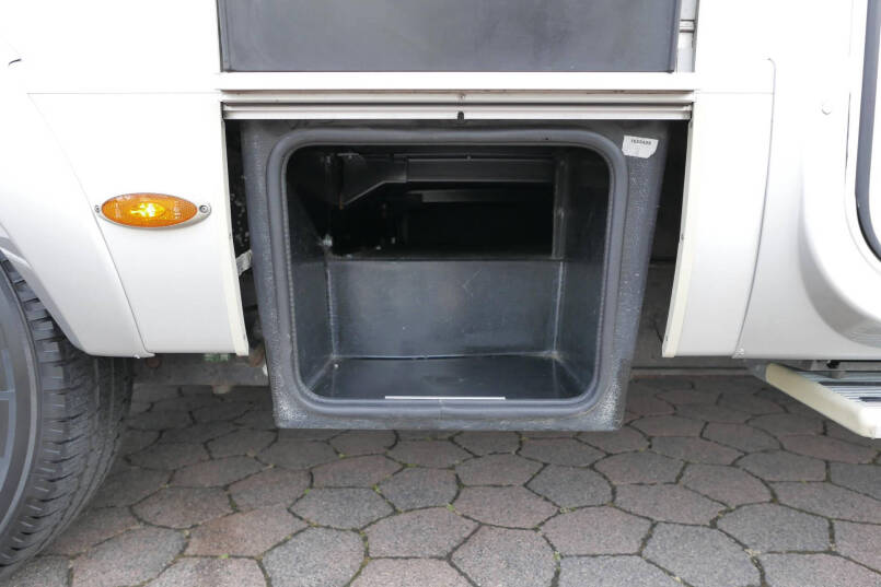 Hymer B 674 SL Elegance | 3.0 Automaat | Enkele bedden | Luchtvering 14