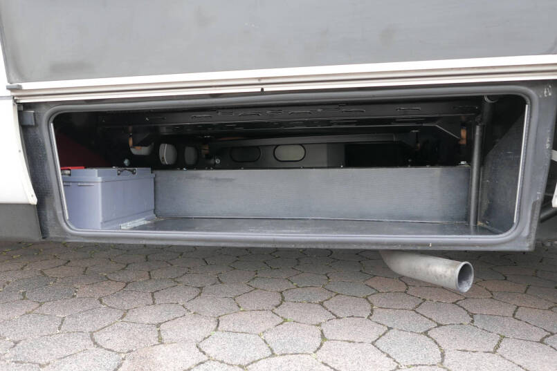 Hymer B 674 SL Elegance | 3.0 Automaat | Enkele bedden | Luchtvering 15