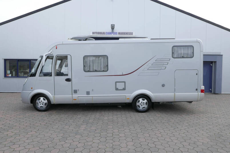 Hymer B 674 SL Elegance | 3.0 Automaat | Enkele bedden | Luchtvering 2