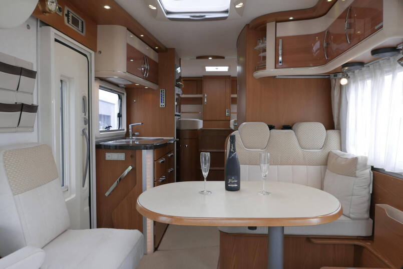Hymer B 674 SL Elegance | 3.0 Automaat | Enkele bedden | Luchtvering 33