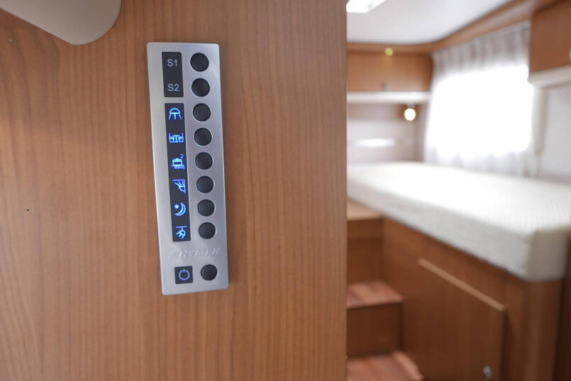 Hymer B 674 SL Elegance | 3.0 Automaat | Enkele bedden | Luchtvering 48