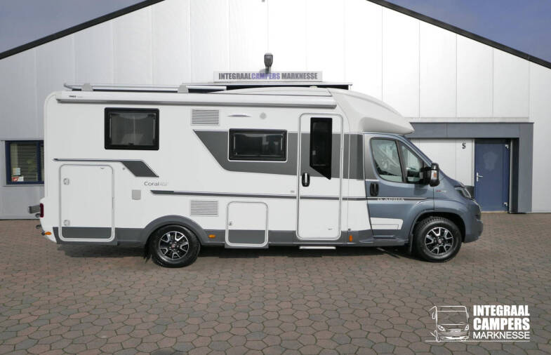 Adria Coral plus 600 SL | Enkele bedden | Lithium | Zonnepaneel | Fietsendrager