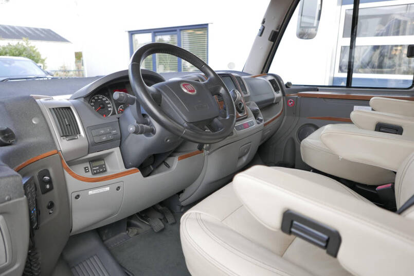Hymer B 674 SL Elegance | 3.0 Automaat | Luchtvering | Levelsysteem | AL-DE 22