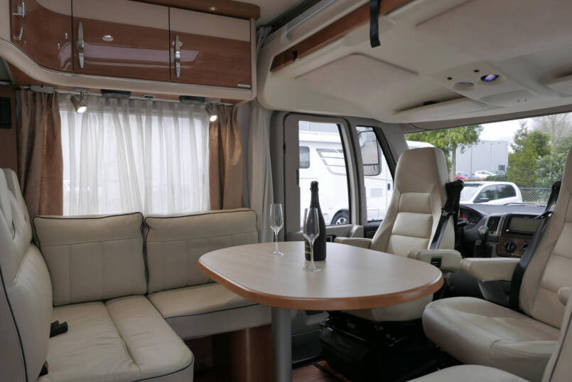 Hymer B 674 SL Elegance | 3.0 Automaat | Luchtvering | Levelsysteem | AL-DE 28