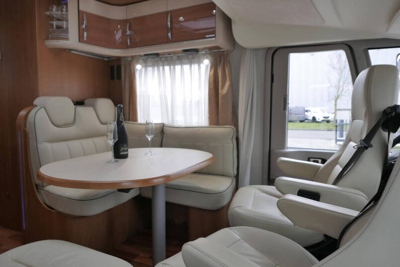 Hymer B 674 SL Elegance | 3.0 Automaat | Luchtvering | Levelsysteem | AL-DE 29