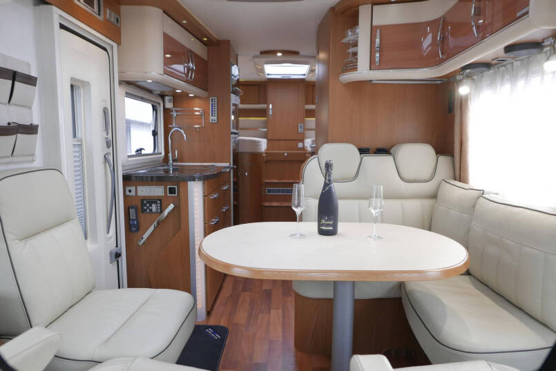 Hymer B 674 SL Elegance | 3.0 Automaat | Luchtvering | Levelsysteem | AL-DE 31