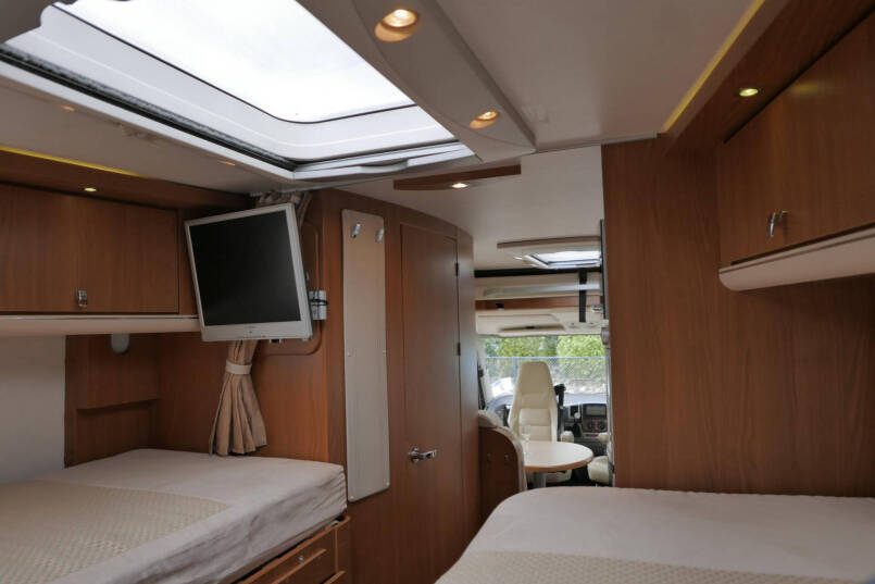 Hymer B 674 SL Elegance | 3.0 Automaat | Luchtvering | Levelsysteem | AL-DE 52