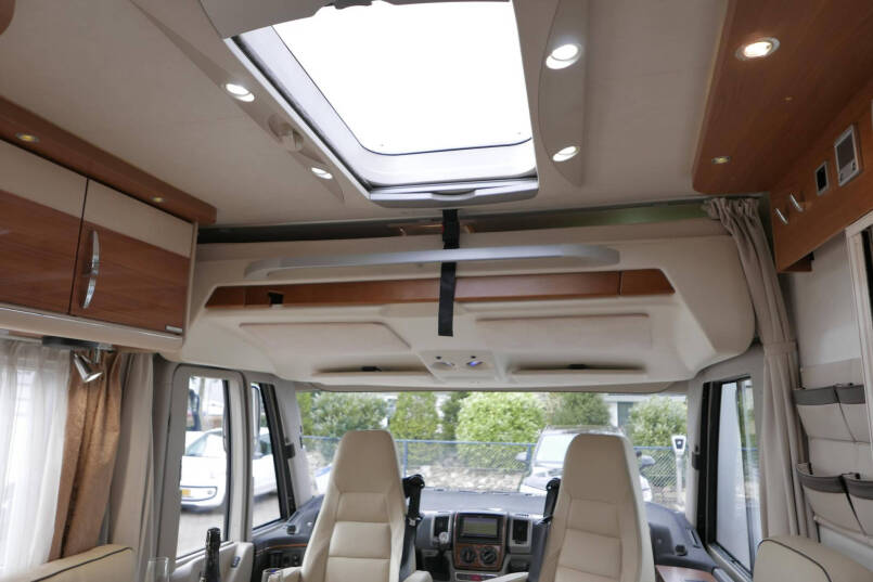Hymer B 674 SL Elegance | 3.0 Automaat | Luchtvering | Levelsysteem | AL-DE 56