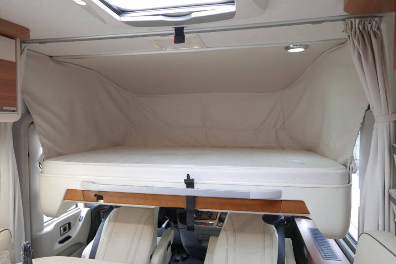 Hymer B 674 SL Elegance | 3.0 Automaat | Luchtvering | Levelsysteem | AL-DE 57