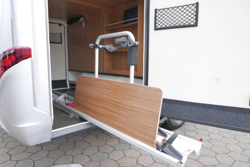 Hymer B 678 DL DynamicLine | Automaat | Levelsysteem | LPG | Enkele bedden 13