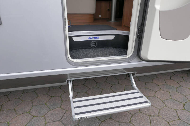 Hymer B 678 DL DynamicLine | Automaat | Levelsysteem | LPG | Enkele bedden 17