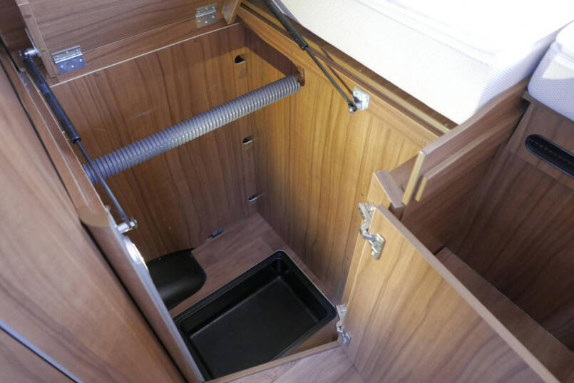 Hymer B 678 DL DynamicLine | Automaat | Levelsysteem | LPG | Enkele bedden 42