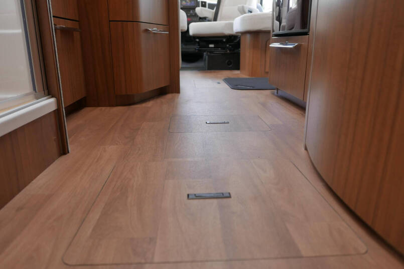 Hymer B 678 DL DynamicLine | Automaat | Levelsysteem | LPG | Enkele bedden 51