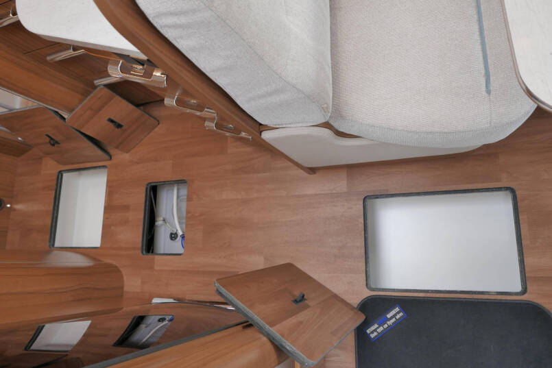 Hymer B 678 DL DynamicLine | Automaat | Levelsysteem | LPG | Enkele bedden 53