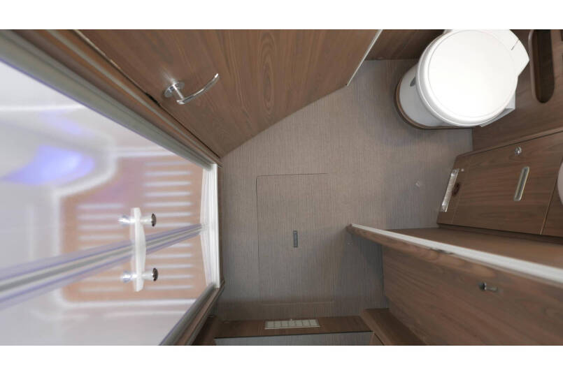 Hymer B 704 SL Automaat | 180 pk | AL-DE | 2 aparte bedden | Hefbed 43